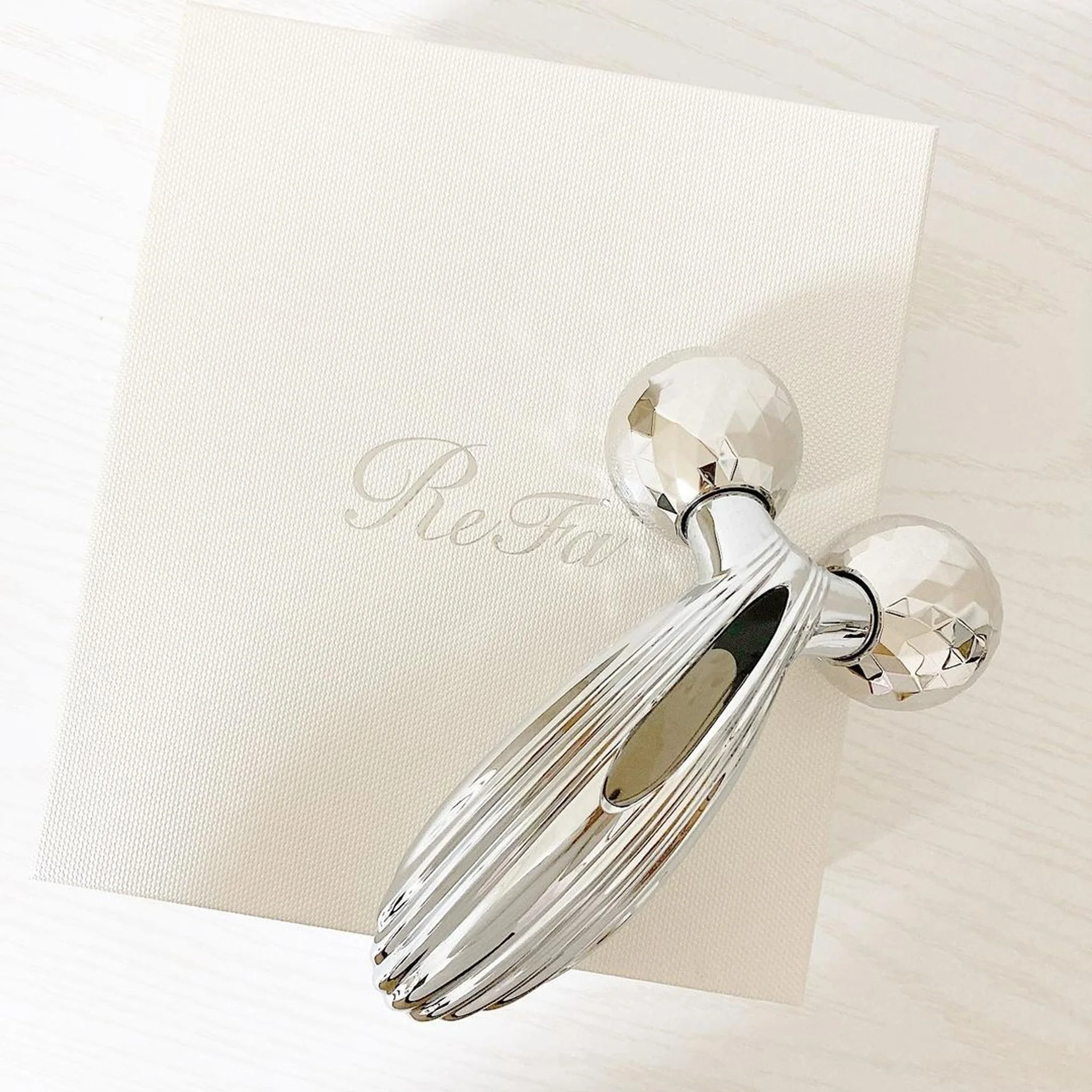 ReFa Carat Ray - Image 4