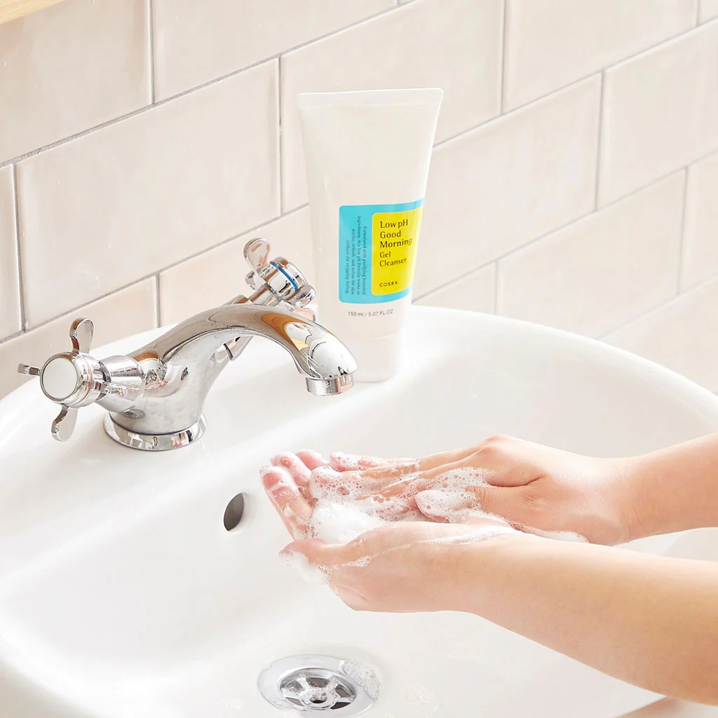 COSRX Low pH Good Morning Gel Cleanser 150ml - Image 5