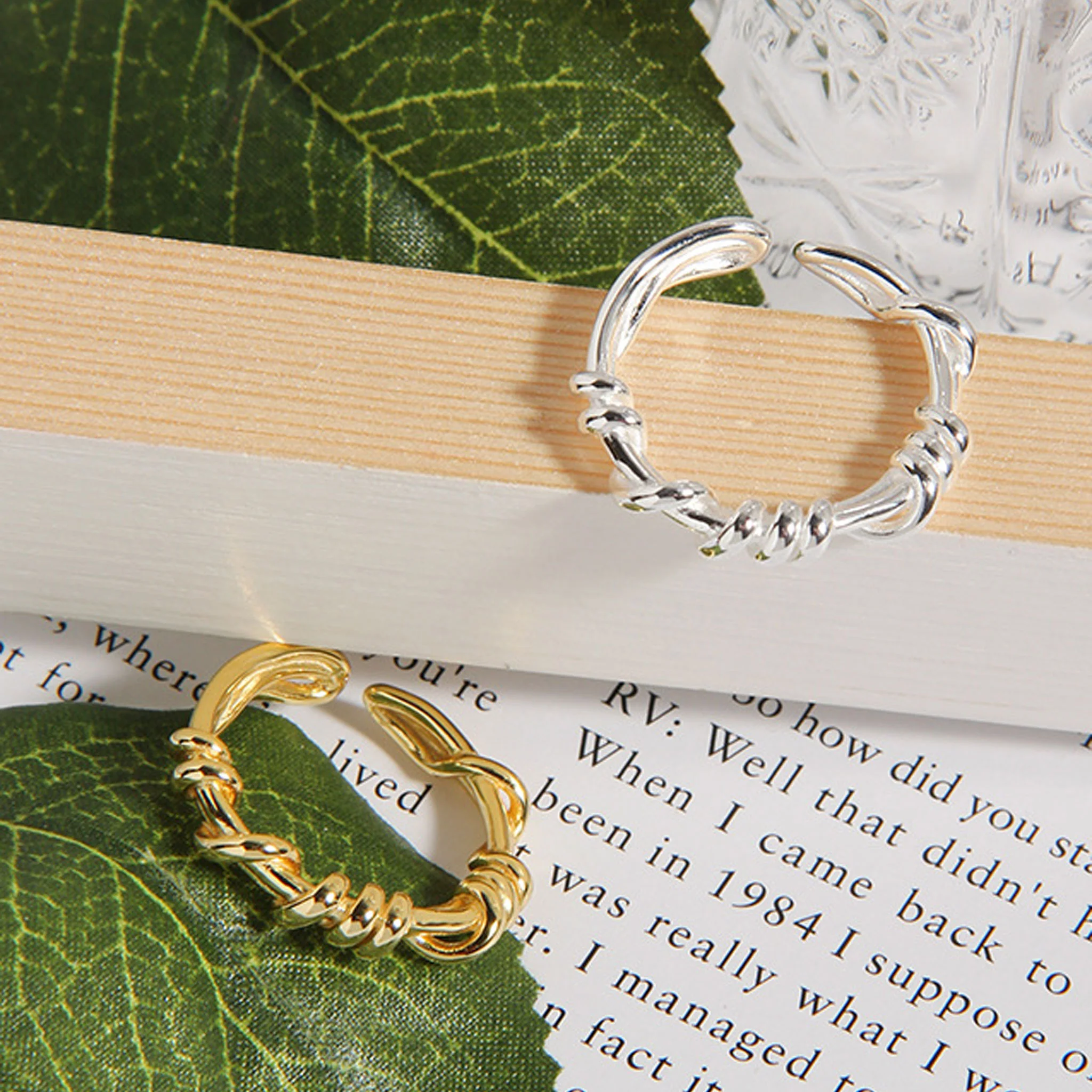 Curved Knot Ring - Image 5