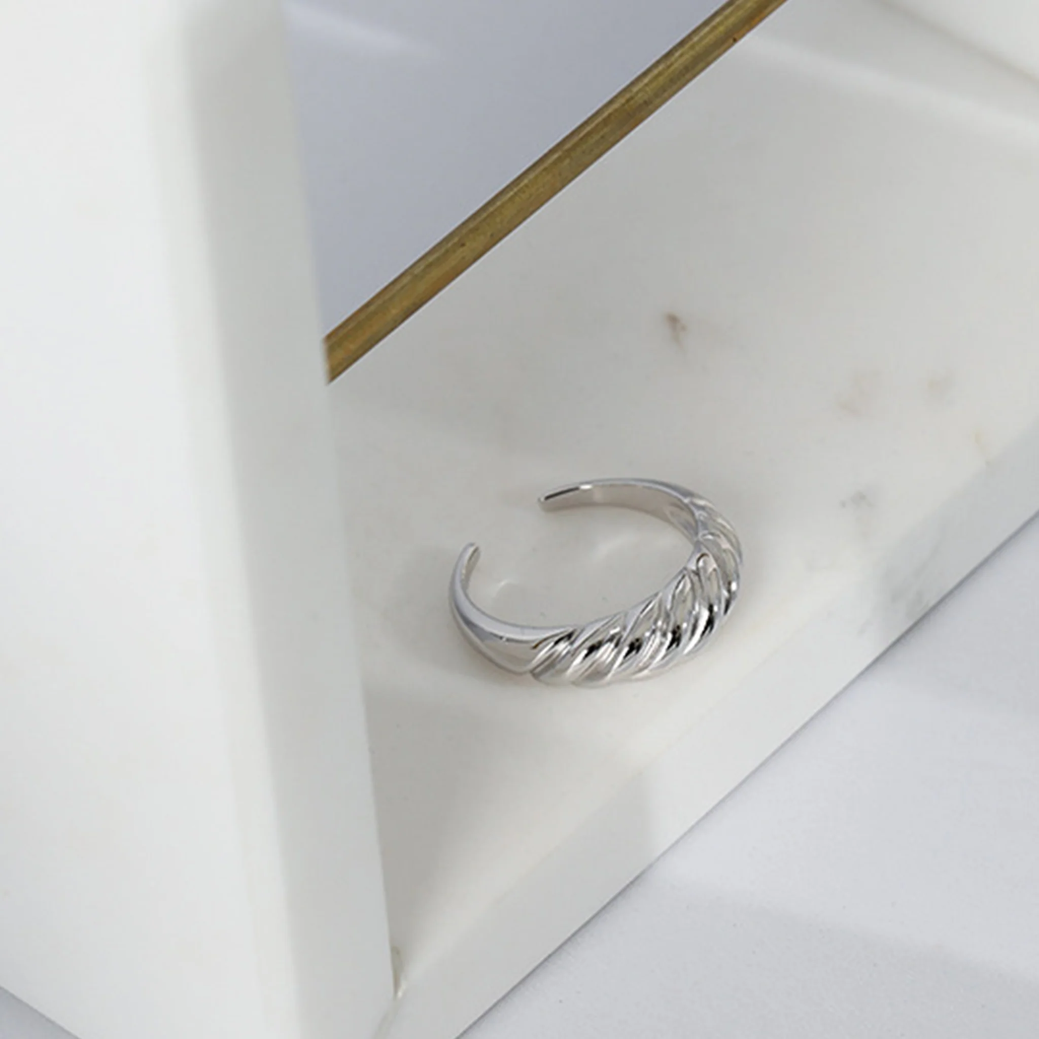 Diagonal Twisted Open Ring - Image 3
