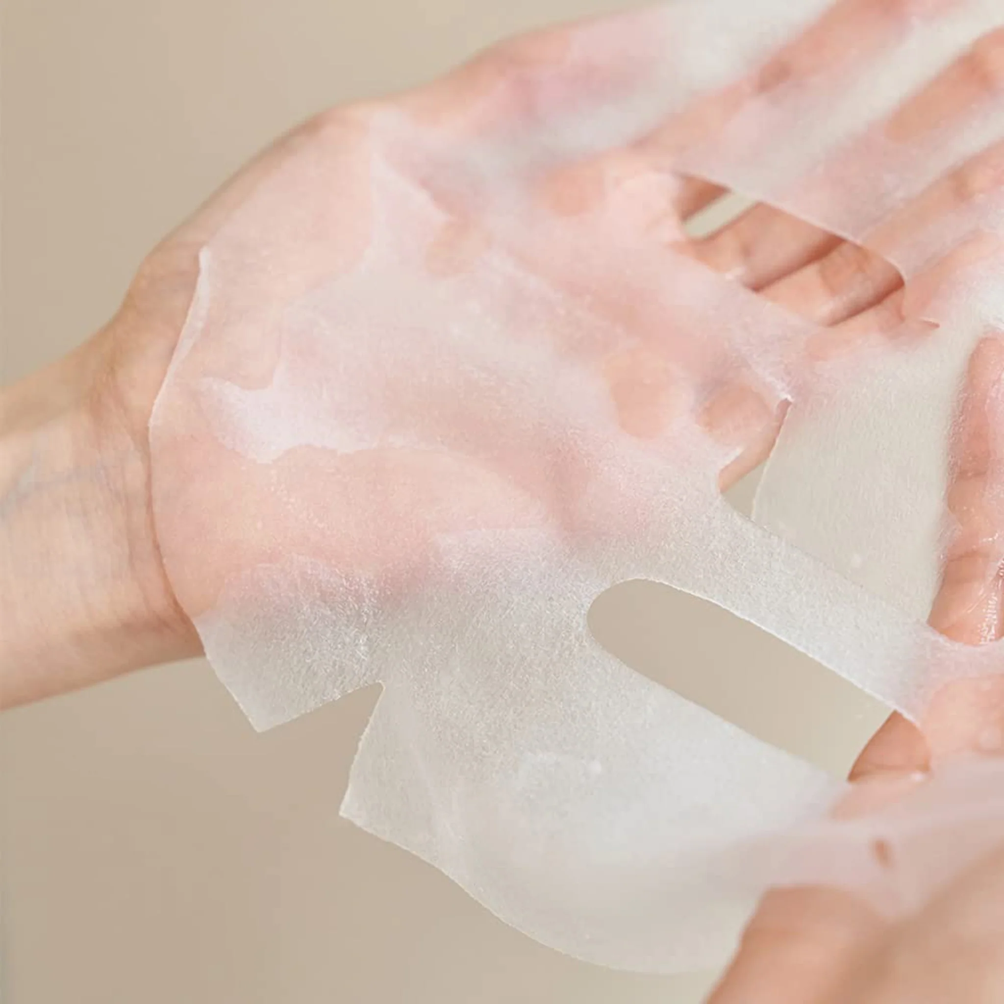 goodal Heartleaf Calming Moisture Mask - Image 3