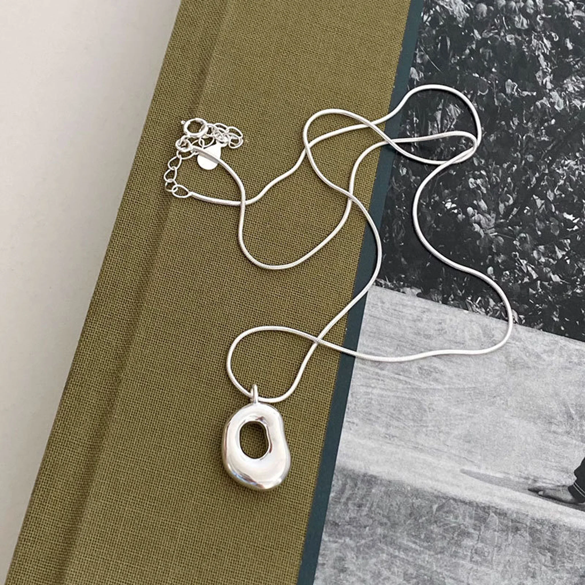 Irregular Hollow Oval Necklace - Image 2