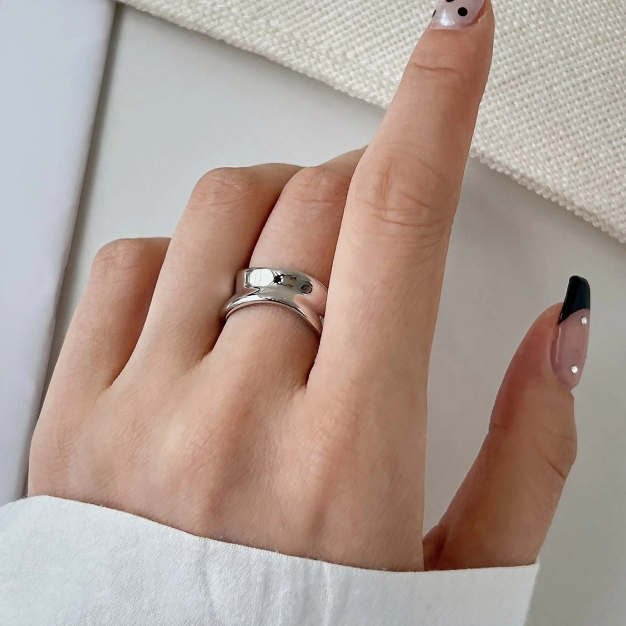 Irregular Pleated Silver aopen Ring - Image 4