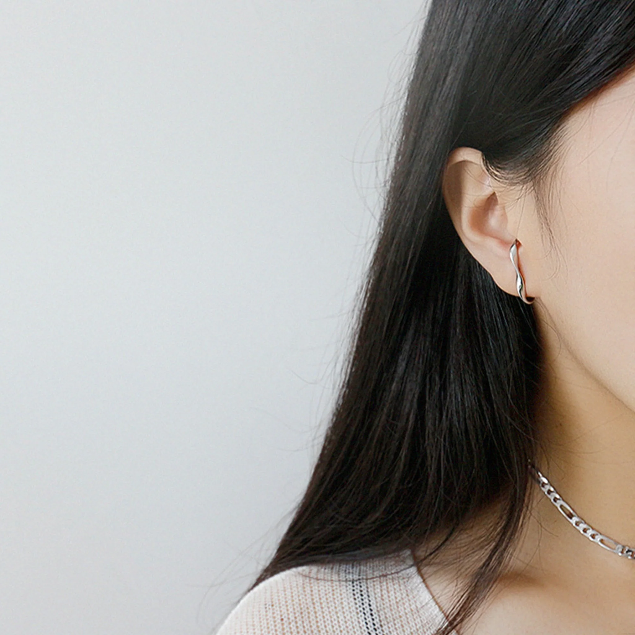 Minimalist C-Shaped Earrings - Image 4