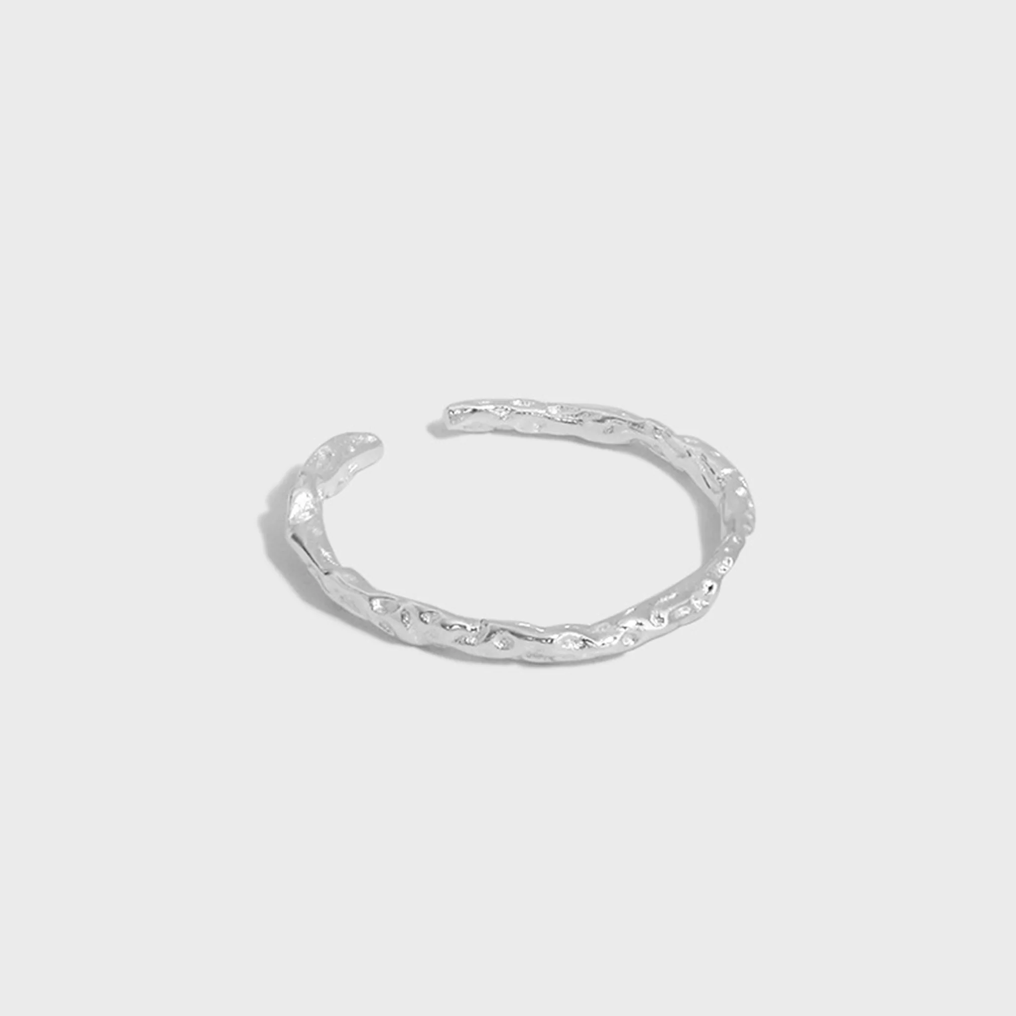 Minimalist Open Ring - Image 3