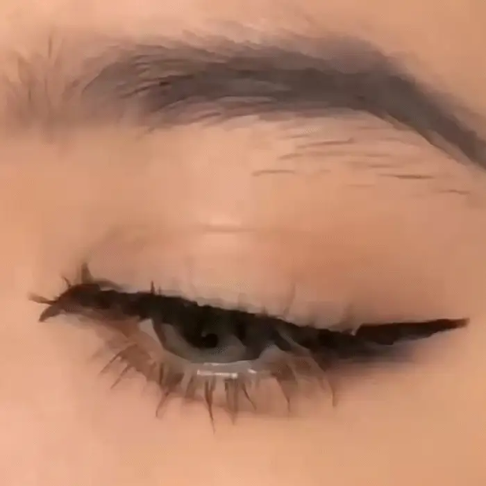 NANALASHES Night Elf Barbie-Style False Eyelashes - Image 2