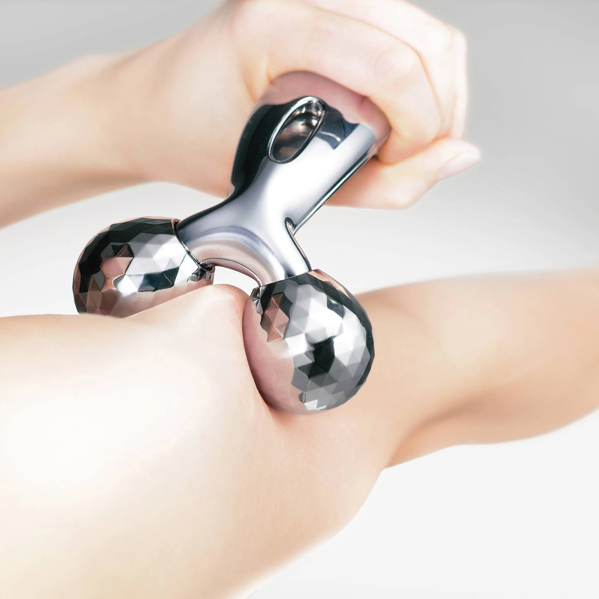ReFa Carat Platinum Electronic Massager - Image 5