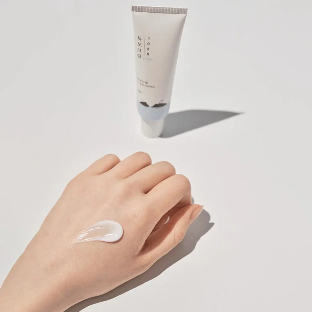 ROUND LAB 1025 Dokdo Eye Cream 30ml - Image 4