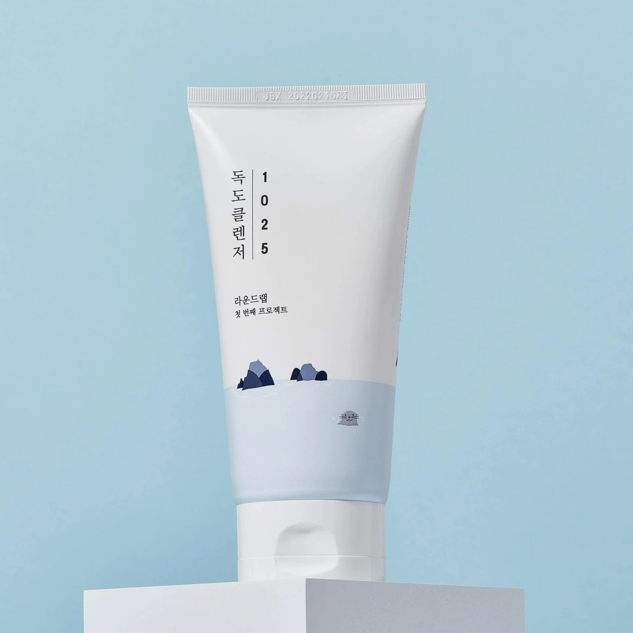 ROUND LAB Dokdo Facial Cleanser 150ml - Image 3