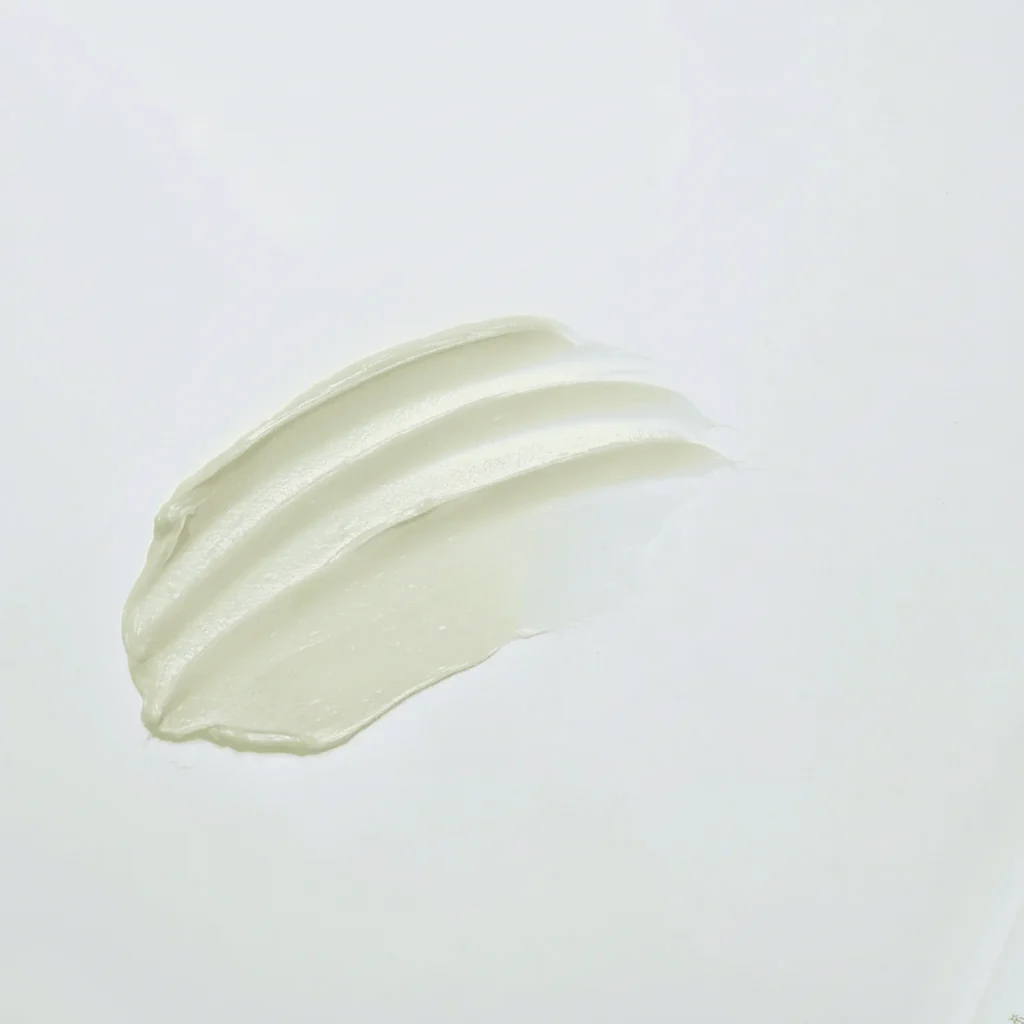 Round Lab Mugwort Calming Cleanser 150m - Image 4