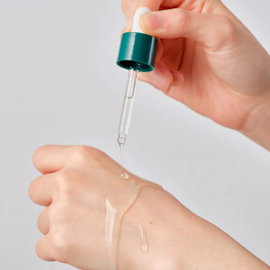 ROUND LAB Pine Tree Calming Cica Ampoule 30ml - Image 5