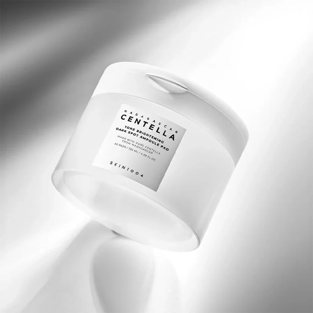 SKIN1004 Madagascar Centella Tone Brightening Dark Spot Ampoule Pad 60pads - Image 3