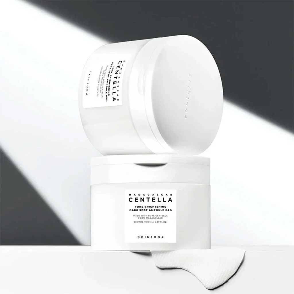 SKIN1004 Madagascar Centella Tone Brightening Dark Spot Ampoule Pad 60pads - Image 4