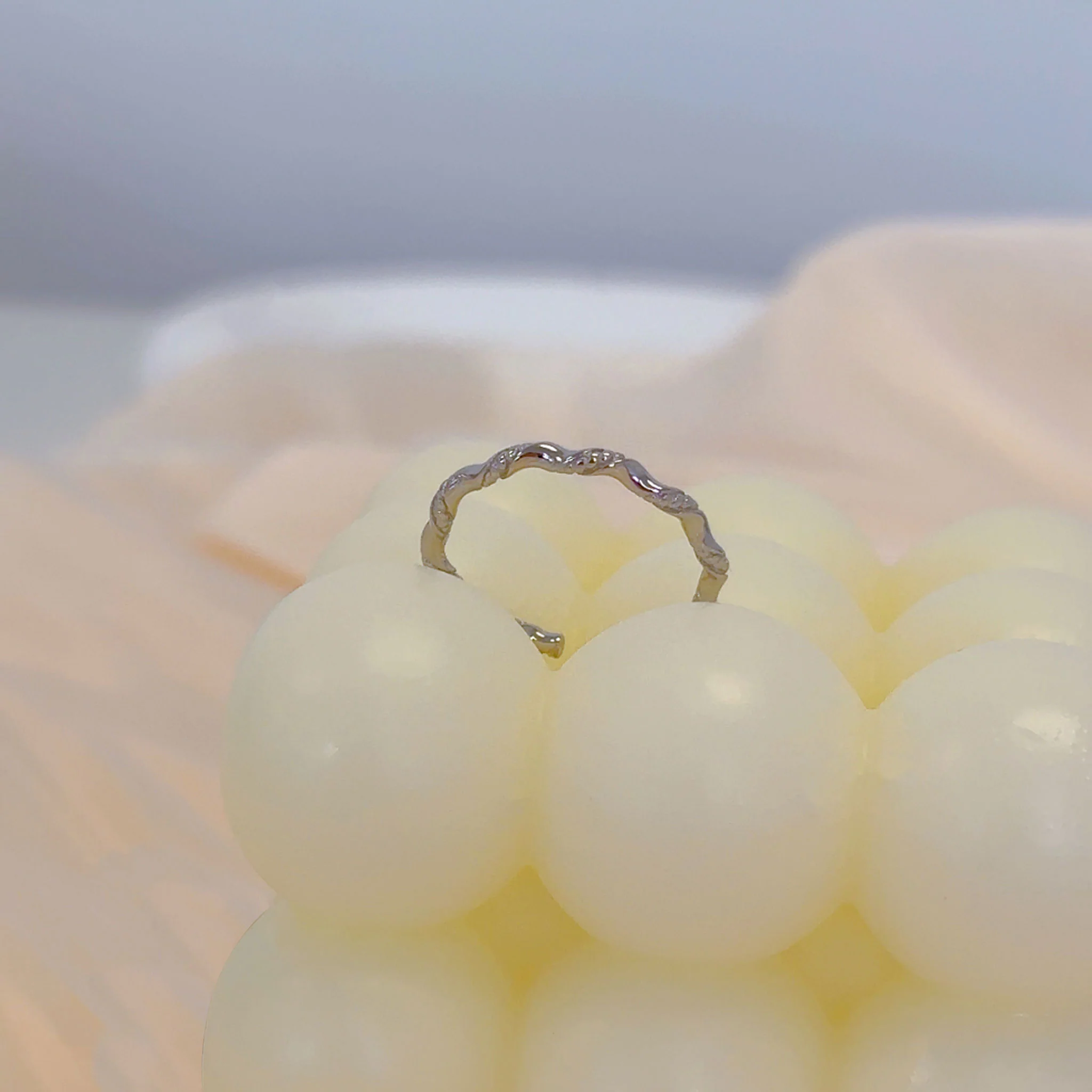 Twisted Wave Pattern Ring - Image 4
