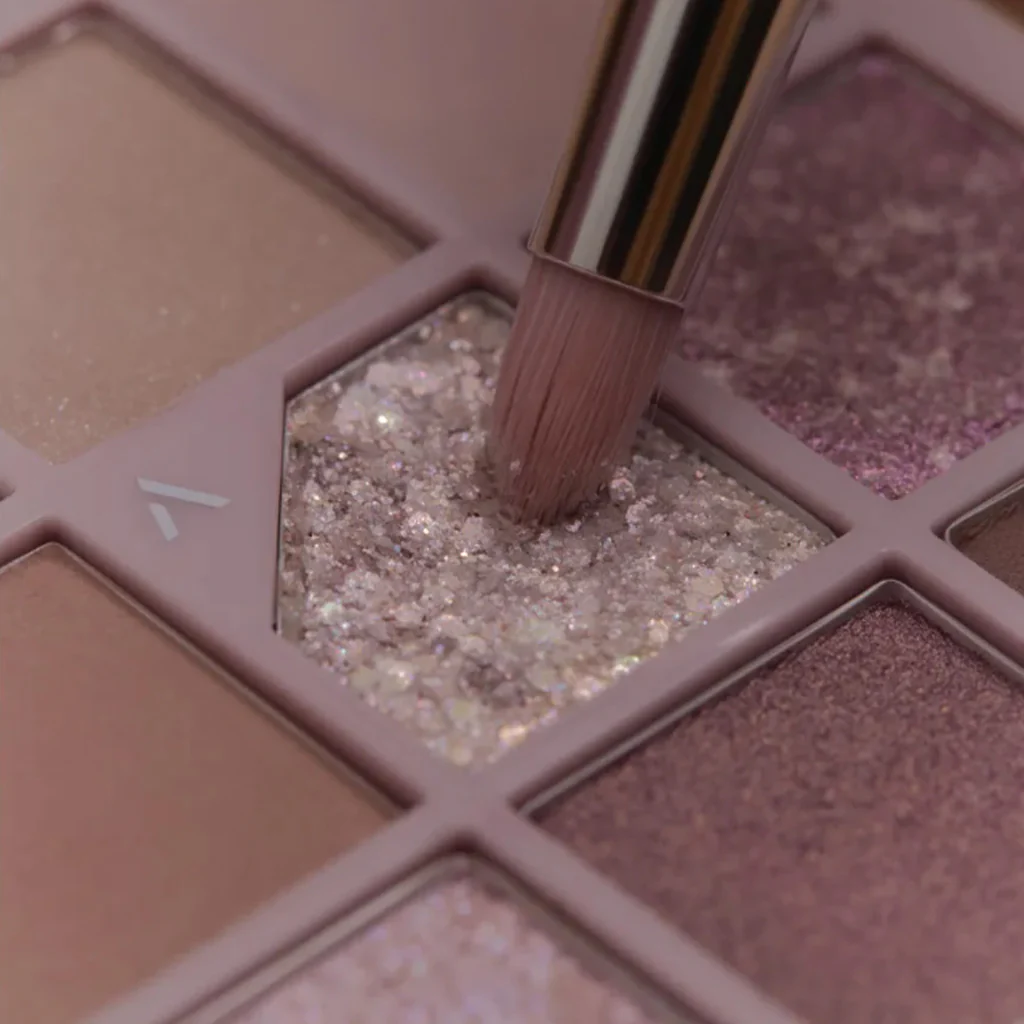UNLEASHIA Glitterpedia Eye Palette - Image 3
