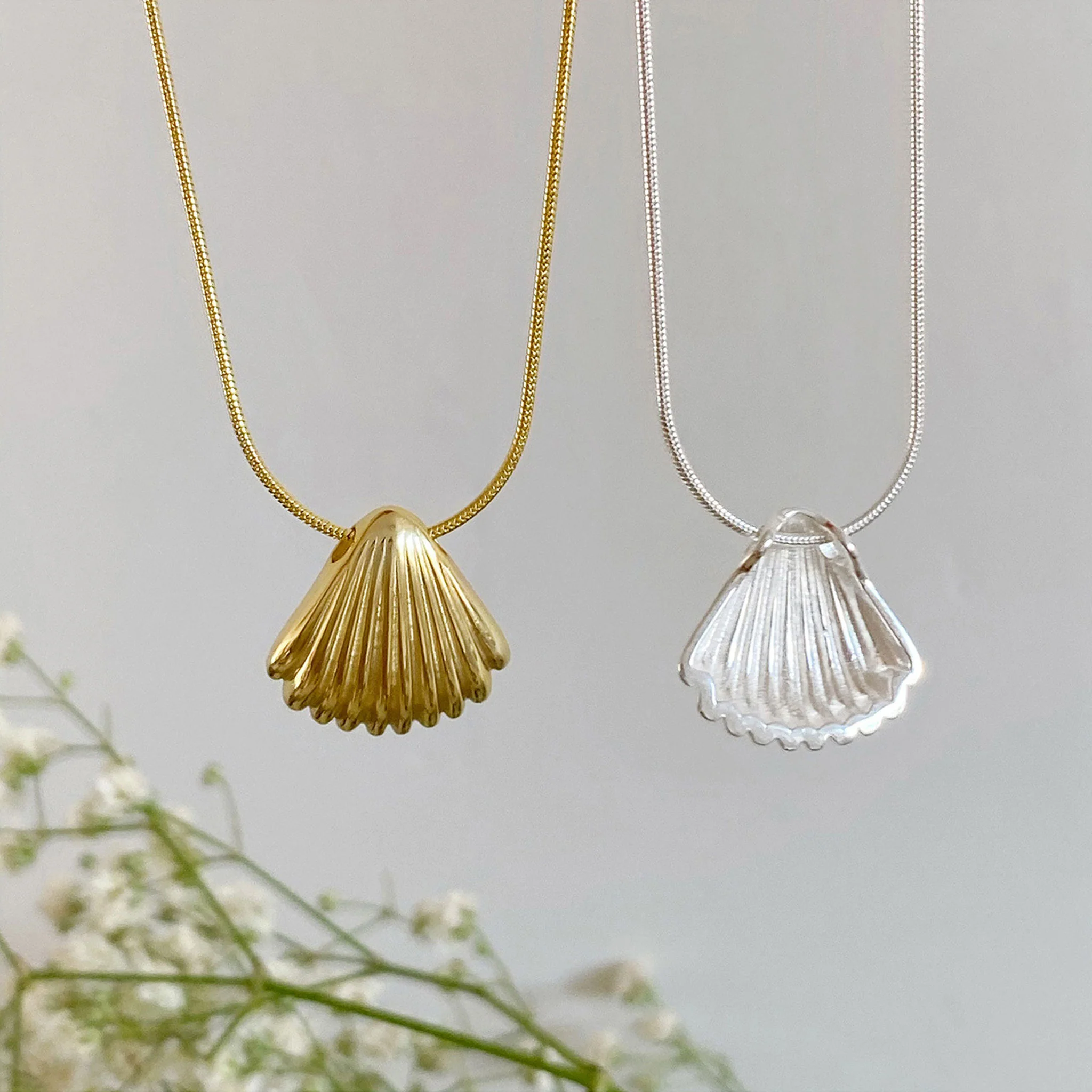 Versatile Seashell Necklace - Image 3